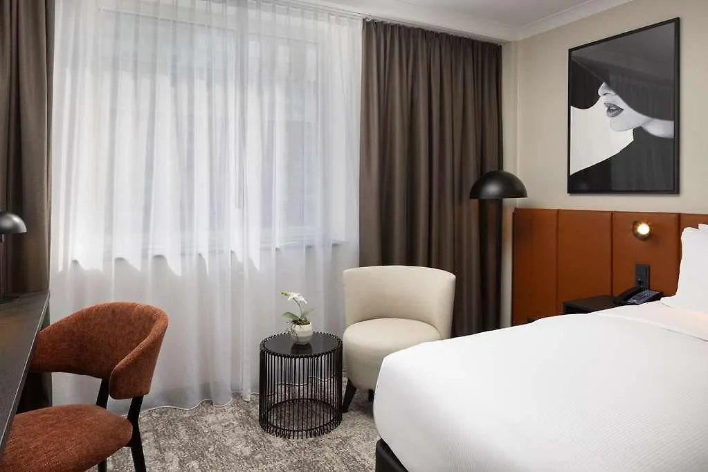 Hilton Duesseldorf Hotel 5*, Dusseldorf Germany
