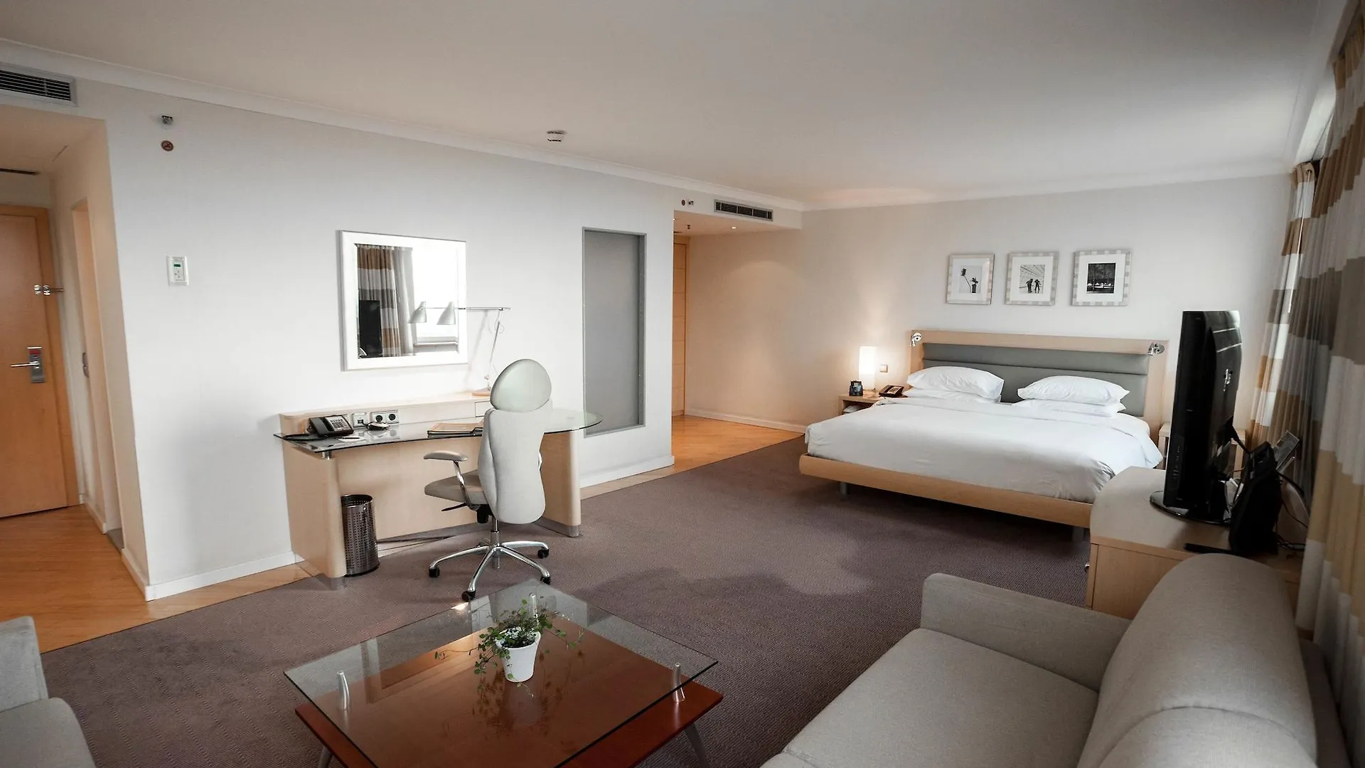 Hilton Duesseldorf Hotell 5*, Düsseldorf Tyskland