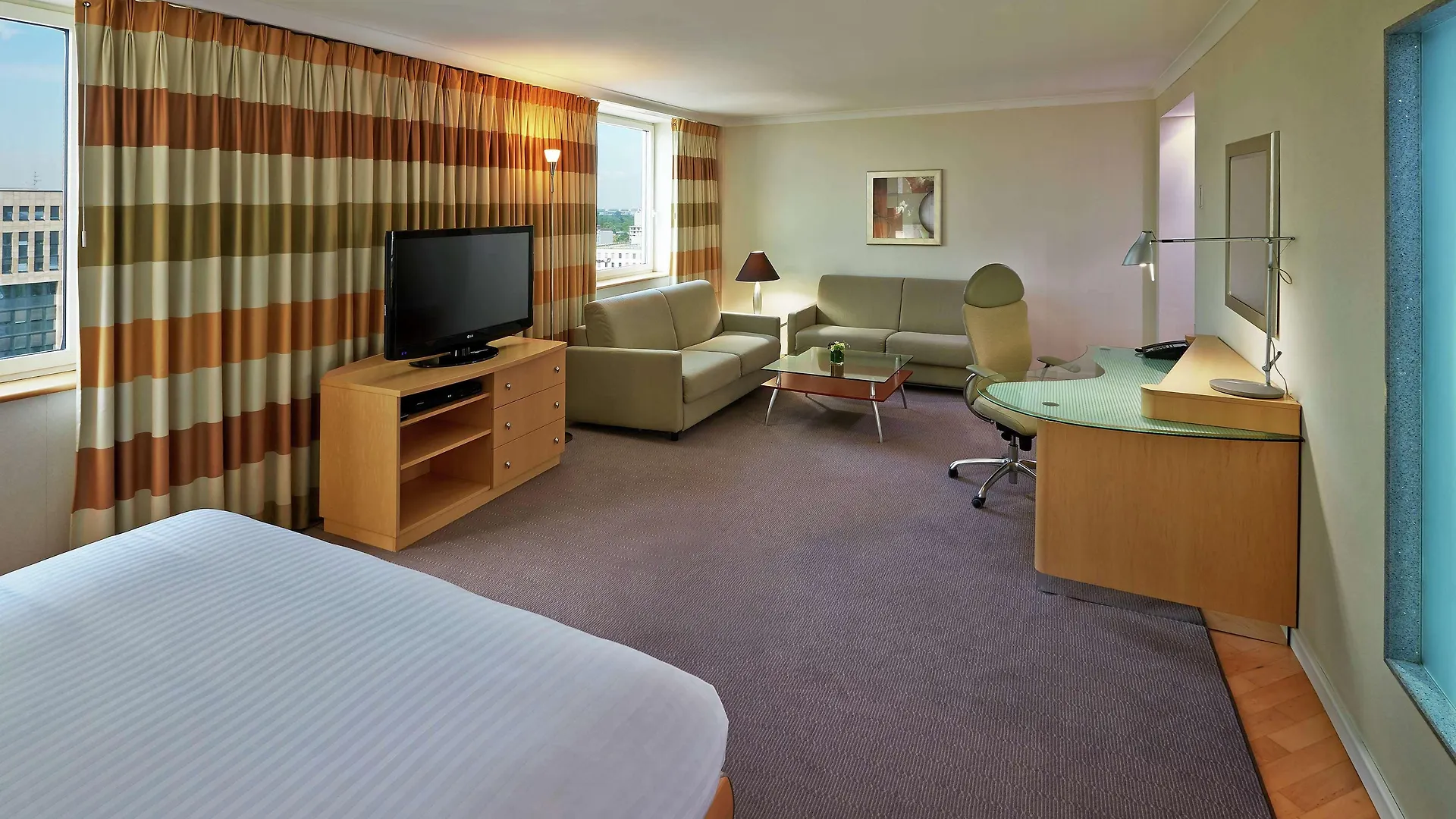 Hilton Duesseldorf Hotell