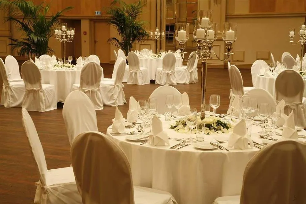 Hilton Duesseldorf Hotell