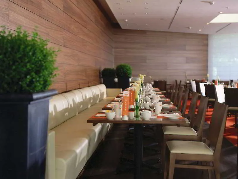 Hilton Duesseldorf Hotel Dusseldorf
