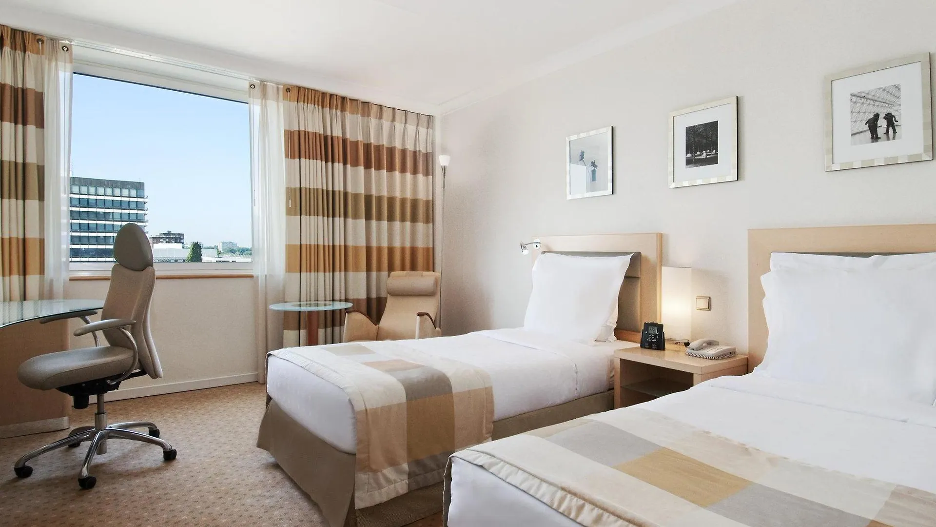 Hilton Duesseldorf Hotel